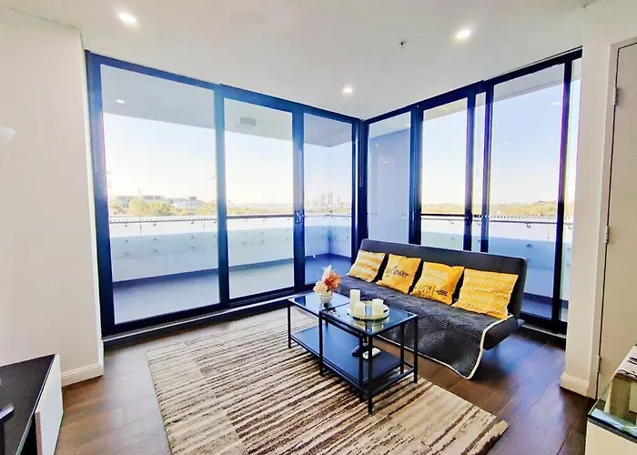 Sun-Filled Apt W Stunning Open Views Of Park&City