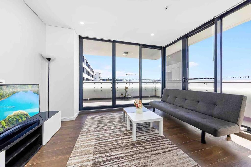 Sun-filled W Stunning Open Views Of Park&city * Sydney